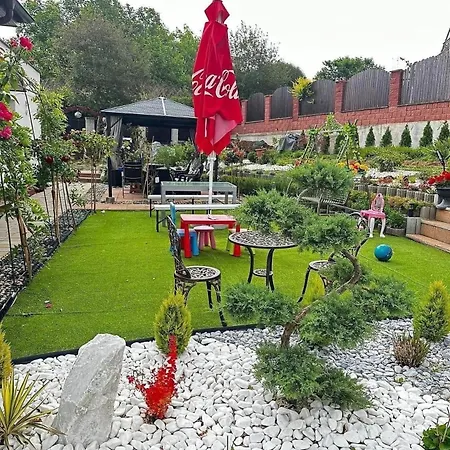 Cozy Sapa - Private Garden House * Prague